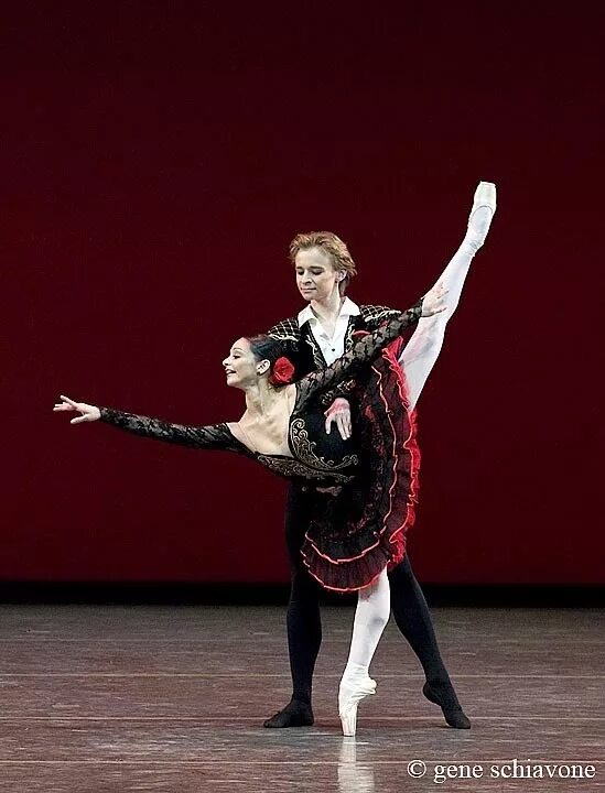 Дон Кихот вариации 5 класс для танцора. Джордж Дон танцор. Don Quixote Bolshoi 2011. Дон туту