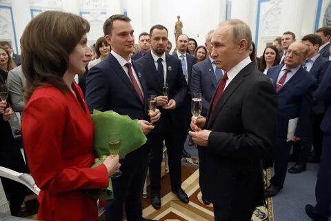 Награждение молодых