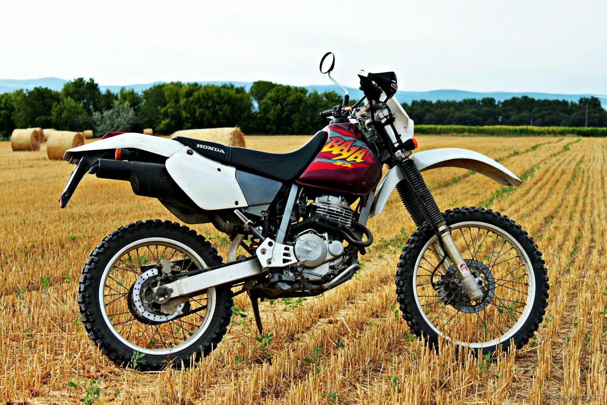 Honda baja. Хонда XR 250 Baja. Honda Baja 250. Honda XR Baja. Эндуро Хонда Баджа 250.