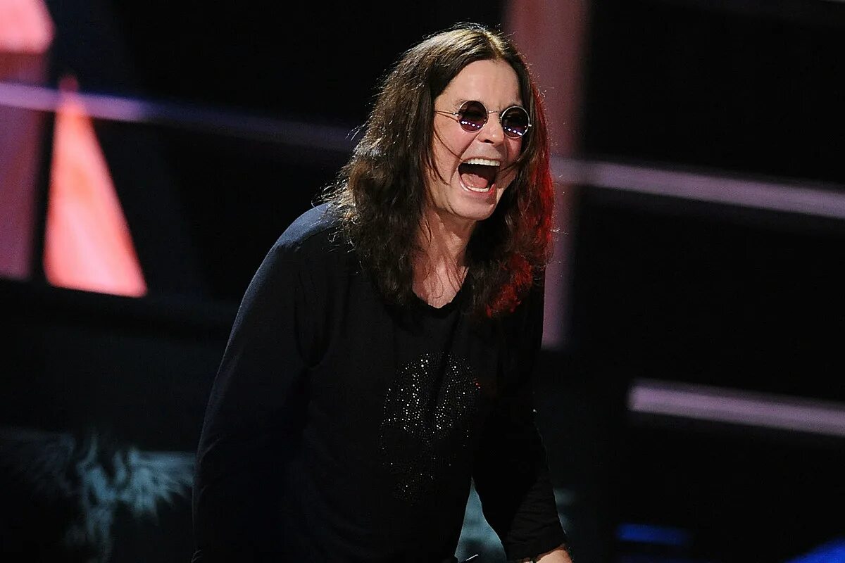 Ozzy osbourne paranoid. Оззи осборн. оззи осборн 2025. оззи осборн фото. ozzy osbourne сейчас 2025.