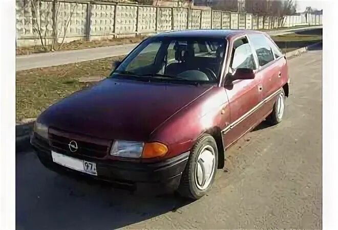 Опель 1.3 отзывы. Opel Astra 2.0 at, 1993. Opel Astra 1994 CD.
