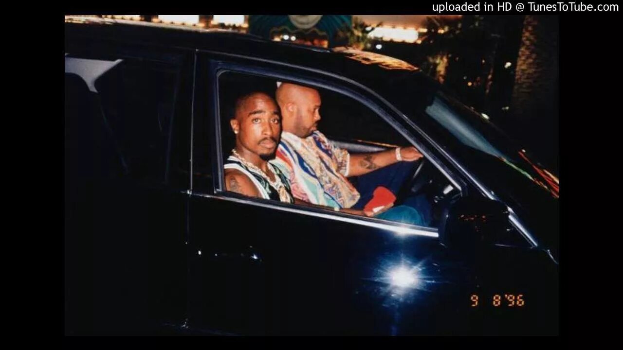 2pac шакур. Тупак амару шакур. Тупак шакур в молодости. Похороны тупака. Тупак шакур фото.