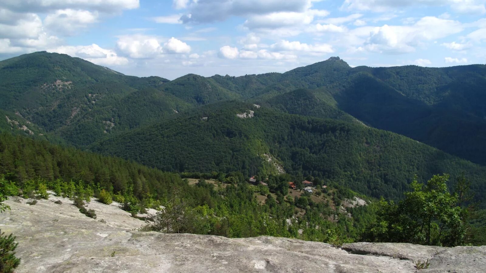 Родопы. Родопы (горы). Родопи горы. Родопские горы в Болгарии. Родопы Болгария.