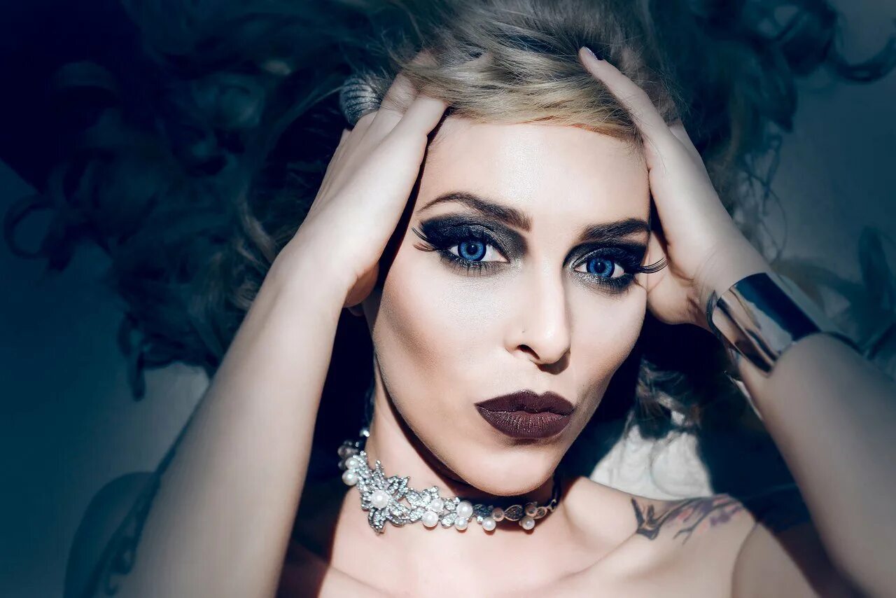 Поет мали. Джингереберская мечеть тимбукту. Тимбукту в средние века. Агоргот мали. Томбукту мали достопримечательности.