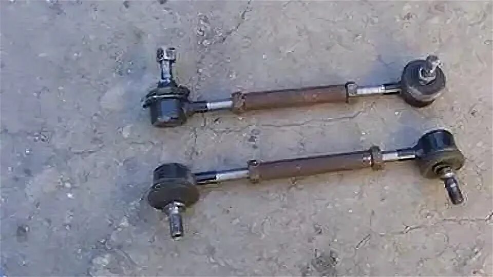 Пружина стойки стабилизатора. 5553038600 стойка стабилизатора. Стойка стабилизатора шевроле круз. Пружина стойки стабилизатора. Toyota avensis verso задняя тяга стабилизатора.