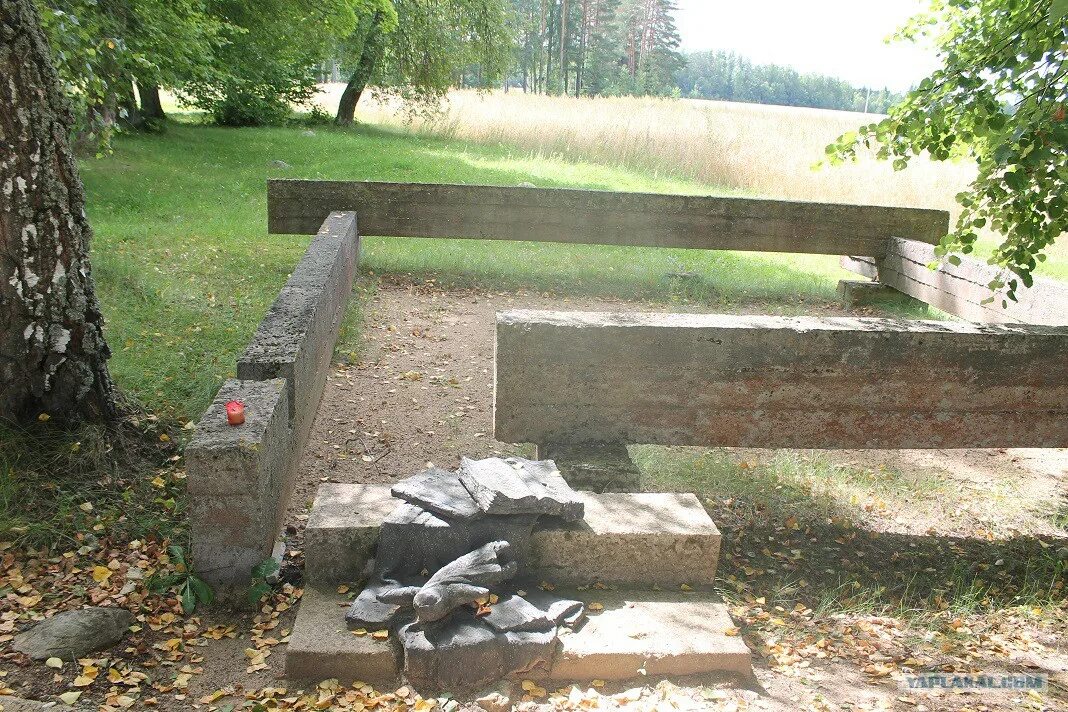 Мемориальный комплекс дальва. Мемориальный комплекс дальва. Деревня ола сестра хатыни. Мемориальный комплекс дальва. Хатынь 1970.