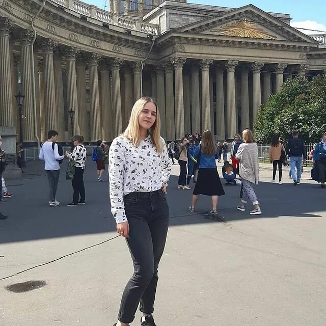 Найти друзей в спб. Найти друзей в спб. Велосипед для четырех человек. Велосипедная экскурсия по санкт-петербургу. Найти друзей в спб.