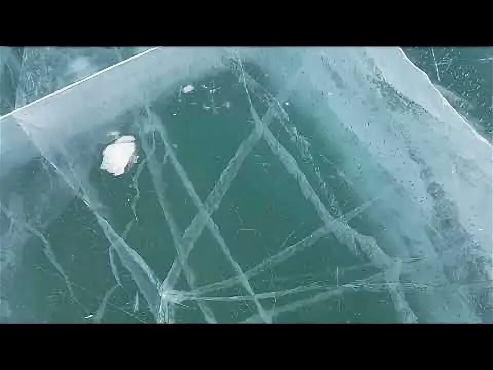 Байкал треснул лед землетрясение. Становая трещина на Байкале 2023. Поцелуй Байкала. Фото Байкала после землетрясения.