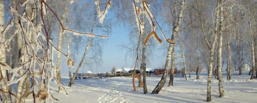 Село кундран фото. Красный мотоцикл в кювете. Школа село толстовка саратовская область. Кожурла новосибирская область. Село кундран фото.