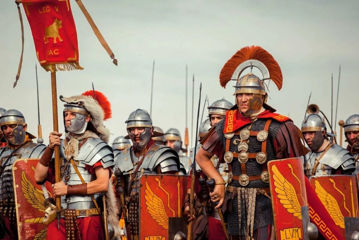 Что такое легион в древнем риме. Римская Империя Римский Легион. Римский легионер. Армия римской империи Легион. Армия древнего Рима легионеры.