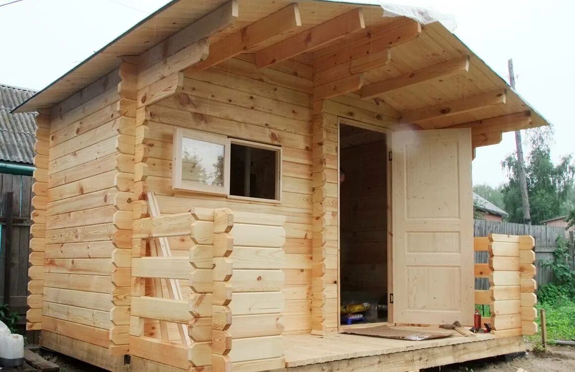Баня из бруса 150х150 5x3. Баня из бруса 150х150 5x3. Баня 3х4 клееный брус. Баня из бруса самостоятельно. Бани комплекты из профилированного бруса.