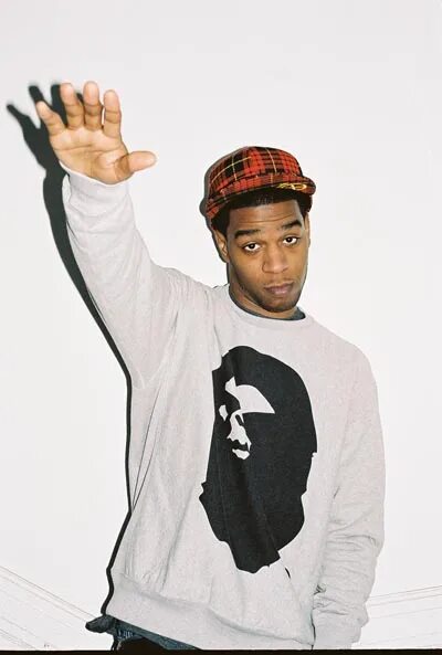 Кид кади рэпер. Kid cudi трек. Rager певец. Kid cudi. Kid cudi на концерте.