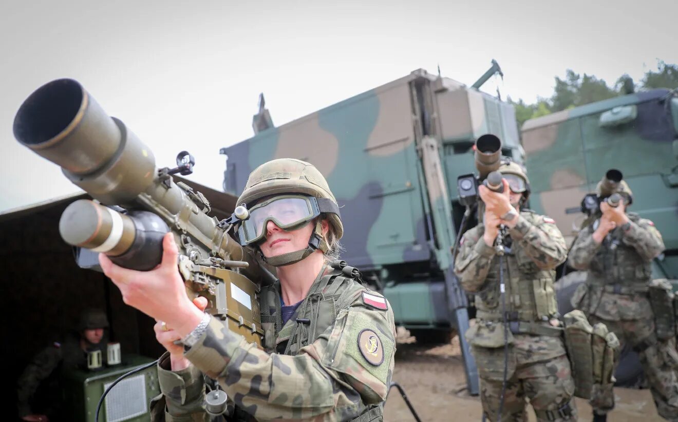 ПЗРК piorun польский. Польские военные учения. Польская армия учения. Войска НАТО. Учения нато в польше