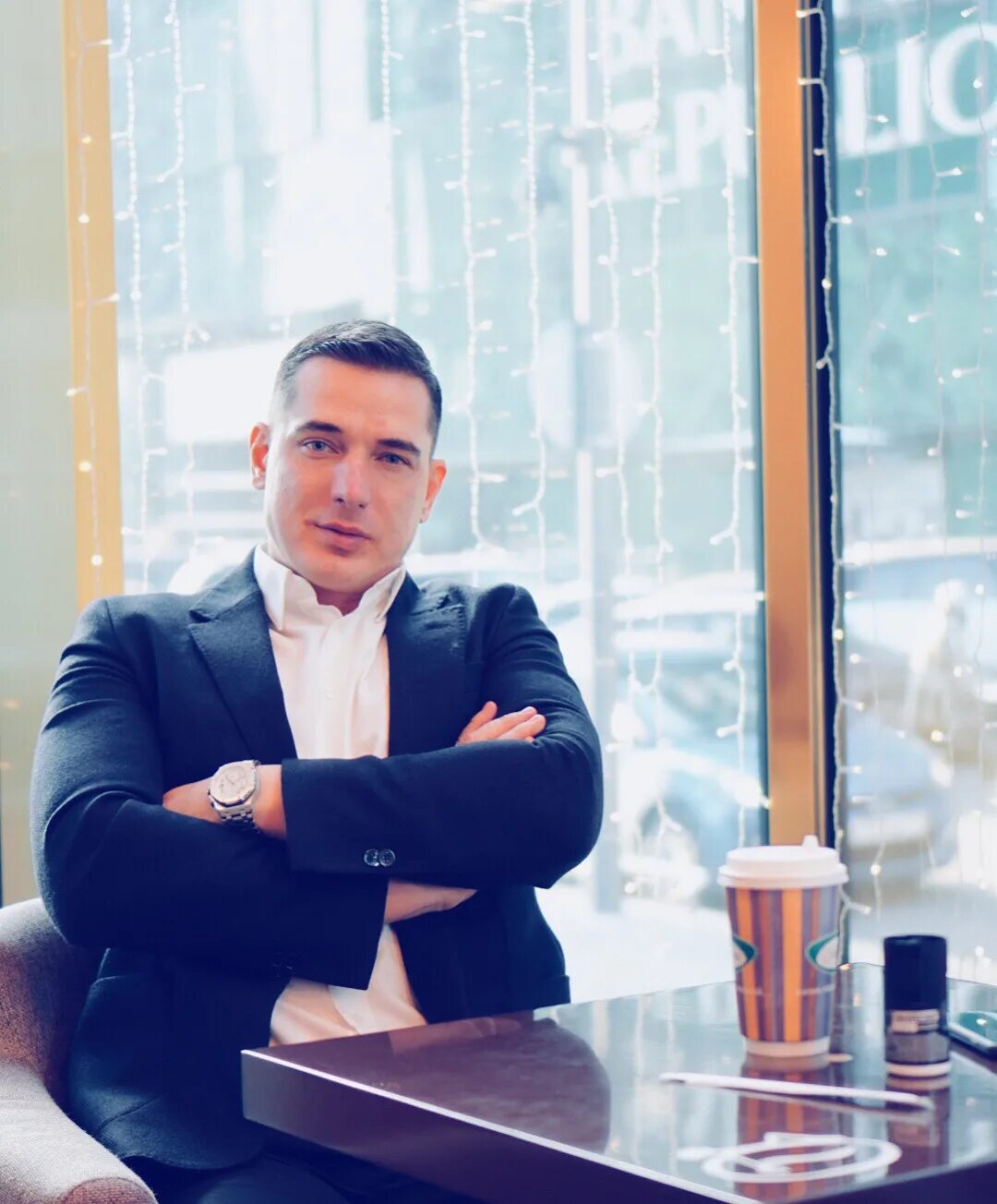 курбан омаров бизнесмен. курбан омаров бизнесмен. курбан омаров. трофим друг курбана омарова. курбан омаров 2022.