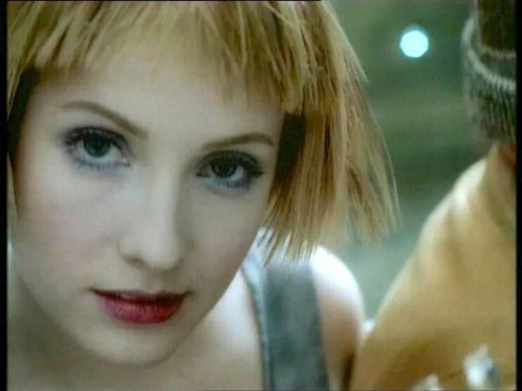 Kiss me sixpence. Sixpence none the Richer. Sixpence группа. Sixpence none. Sixpence none the Richer солистка.