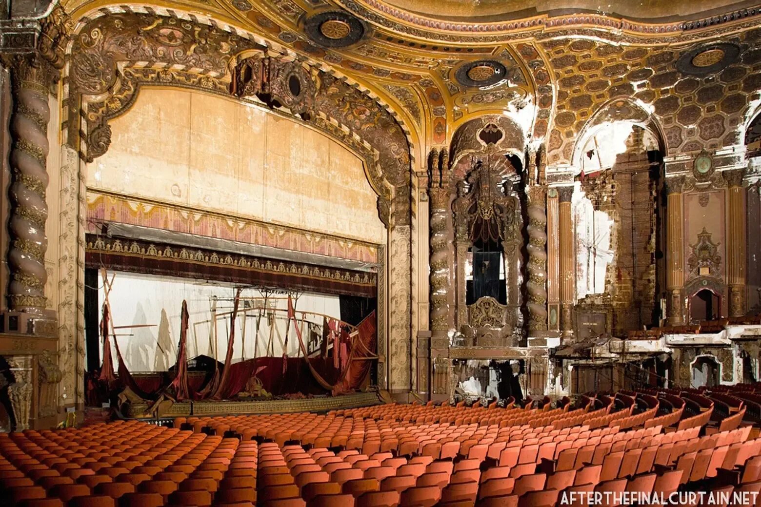 Театр "Орфеум", Массачусетс, США. Театр Орфей Массачусетс. Старый театр. Заброшенный театр.