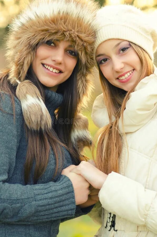 Подцепили с другом двух красоток