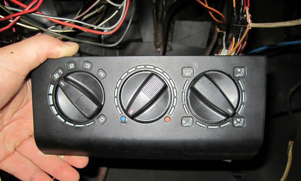 Лампочка подсветки печки пассат б5. Блок управления печкой пассат б5. Блок управления климатом фольксваген пассат б5. Блок управления печкой пассат б3 артикул. Управление печкой пассат б3.