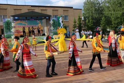 День лотошино