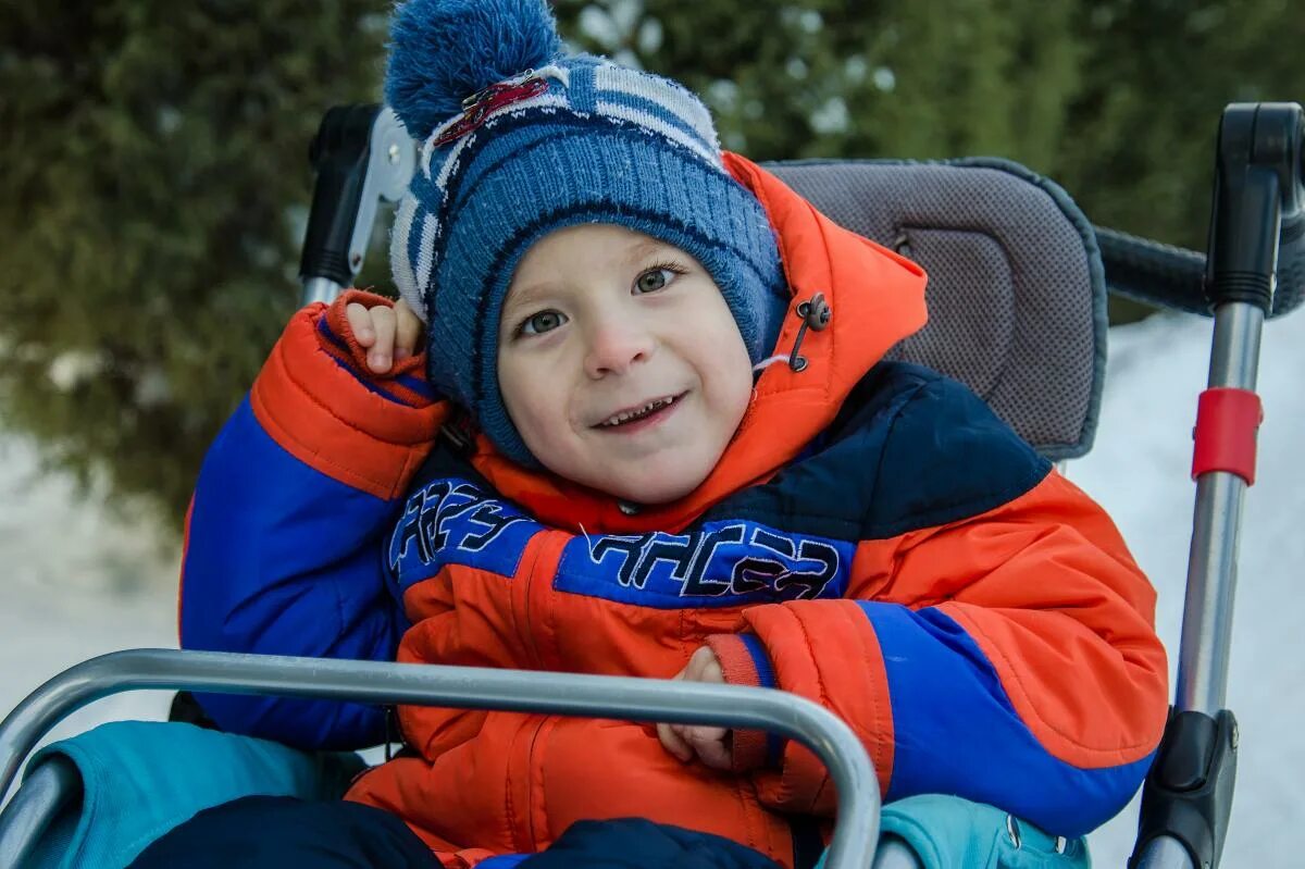 Сережа 6 лет. Мальчик сережа. сережа хороший мальчик. одноруков сергей помощь. представление мальчика сережи.