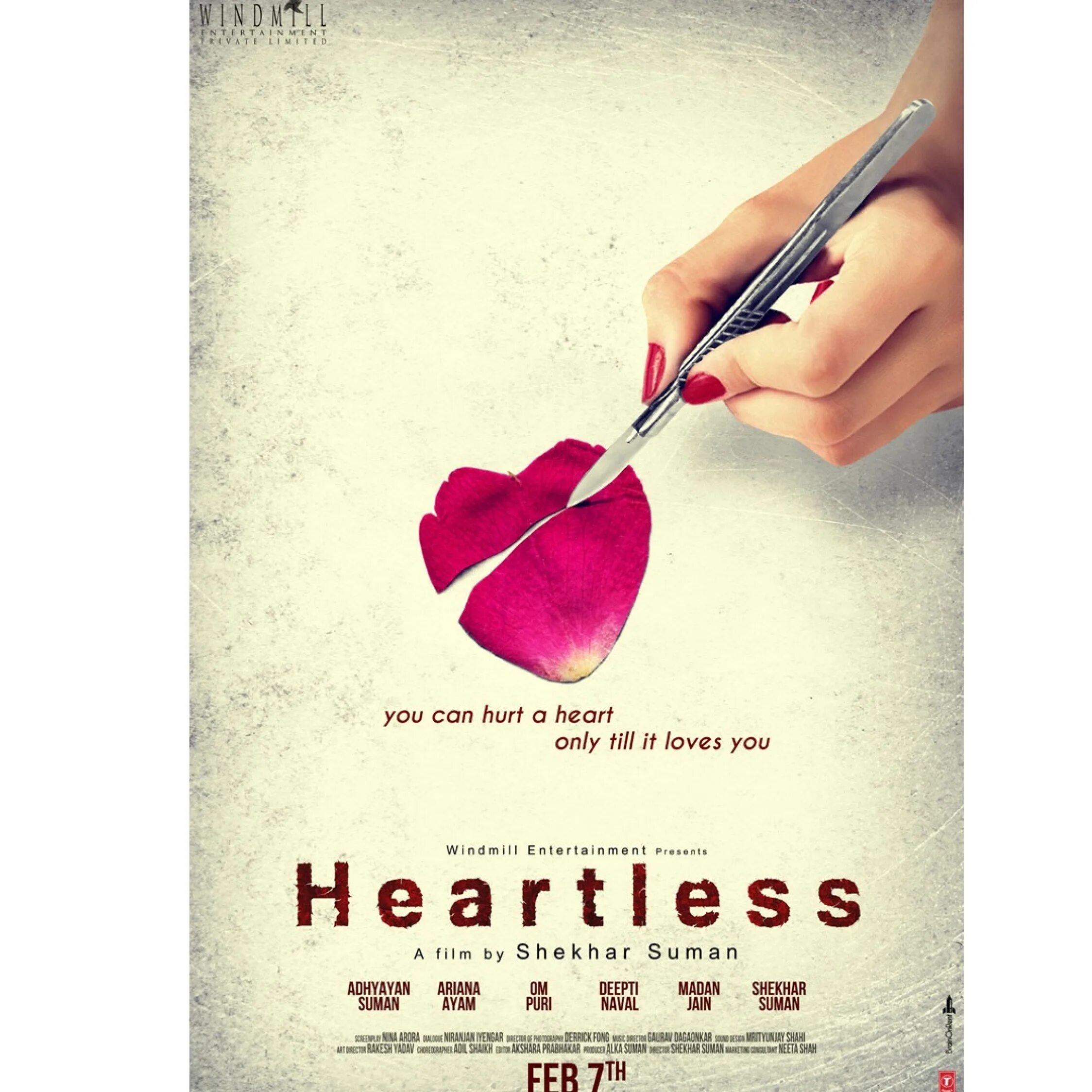 Little heart перевод. Hurt Heart. Обои Heartless. Сердце перевод.