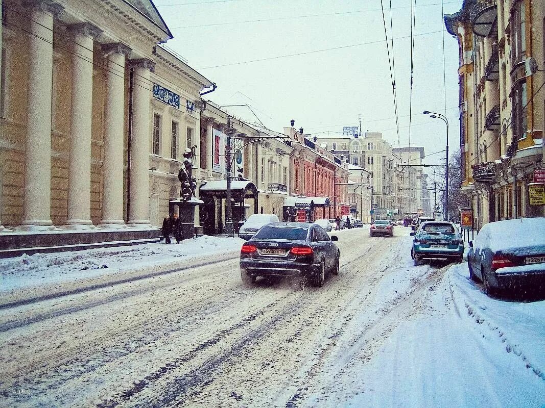 Все улицы россии. Зимние улицы Москвы. Московские улицы зимой. Улочки Москвы зимой. Зима улица Россия.