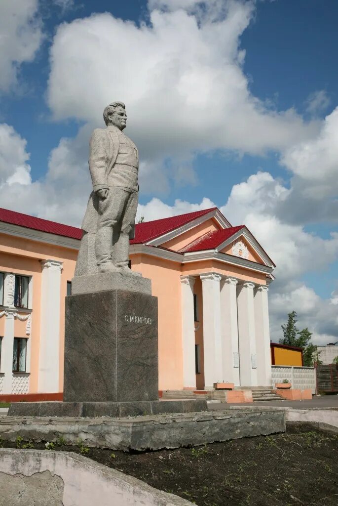 Погода на неделю сланцы ленинградская. Сланцы Ленинградская область. Поселок сланцы Ленинградская область. Сланцы достопримечательности Ленинградской. Памятники города сланцы Ленинградской области.