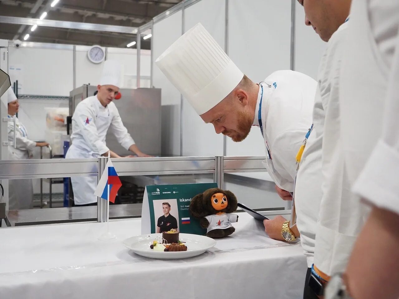 Искандар Слаев. Слаев Искандар Рашидович WORLDSKILLS. Команда поваров. Поварское образование