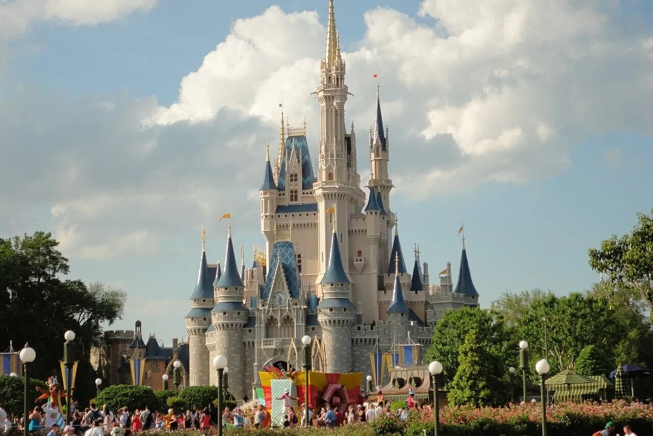 Уолт Дисней парк развлечений в США. Мир Уолта Диснея» (Walt Disney World) во Флориде. Парк Уолта Диснея.