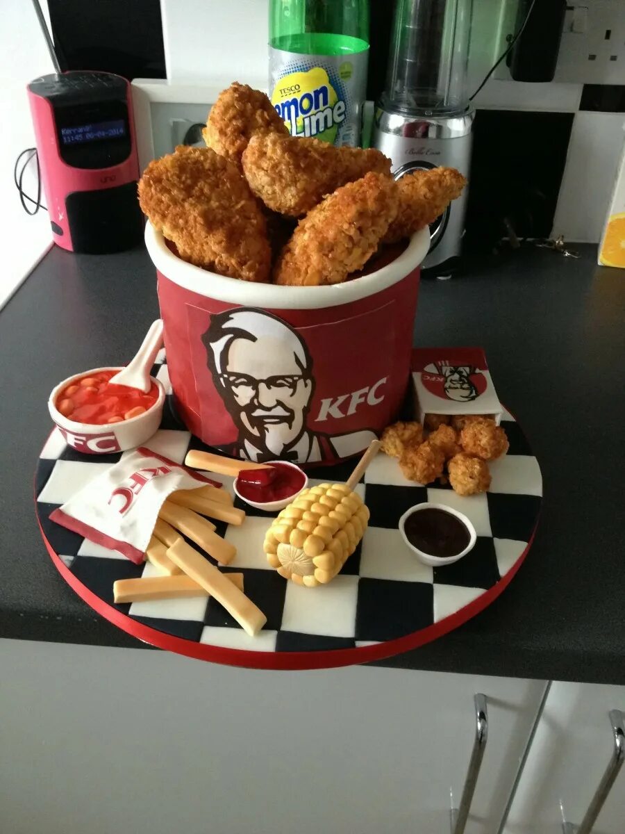 KFC Десерты. KFC Combo.