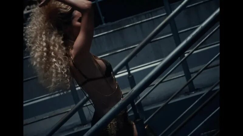 лобода allo. Loboda allo обложка. обложка трека allo loboda. лобода в мини платье. лобода алло.