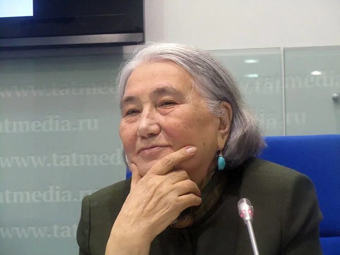 Торекул айтматов. Роза айтматова. мария урматовна. люция айтматова. нагима айтматова.