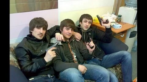 3 кавказца