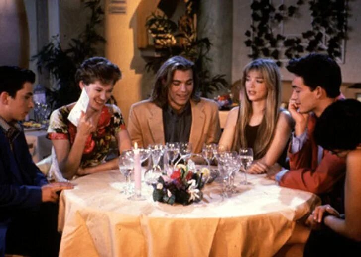 Ребята продолжение. Элен и ребята сериал. Сериал хелен и ребята. Тайны любви сериал франция. Тайны любви сериал франция.