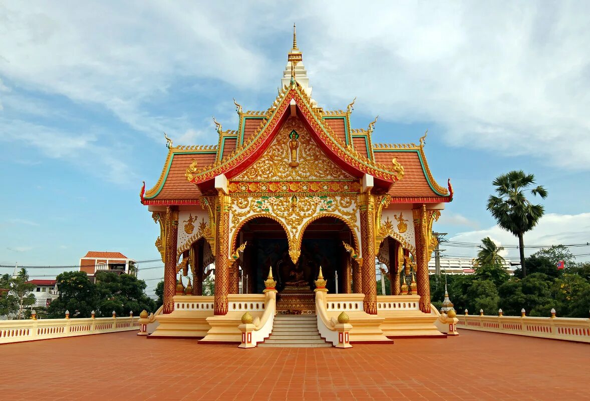 Вьентьян. Лаос Вьентьян. Вьентьян столица. Вьентьян достопримечательности. Лаос Национальная архитектура.