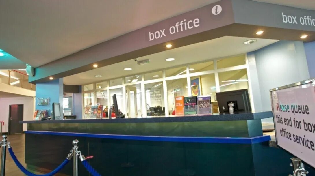 Ticket box office. Box Office. Box Office или ticket Office. Box Office in the Theatre.