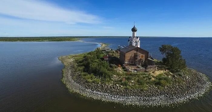 Остров православный интернет магазин. Спасо-каменный монастырь Вологда. Спасо каменный монастырь Усть-кубинский район. Монастырь спас каменный на Кубенском. Спасо Каменский монастырь Вологодская область.