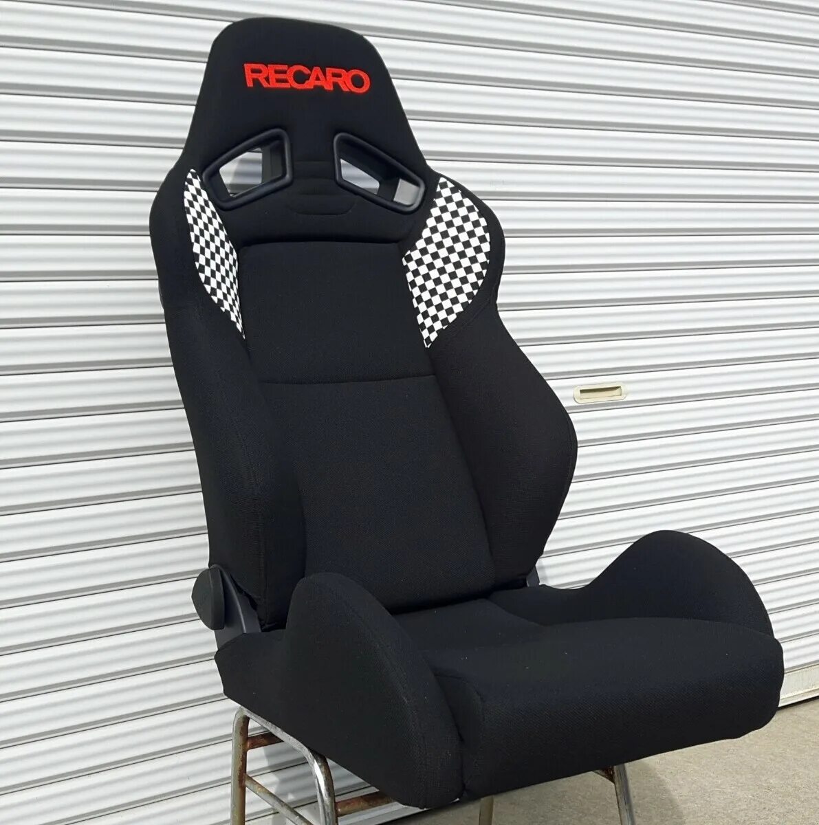 Recaro sr7. Полуковш Recaro. LM Recaro-500. Сиденья ковши Recaro. Купить спортивные сидения