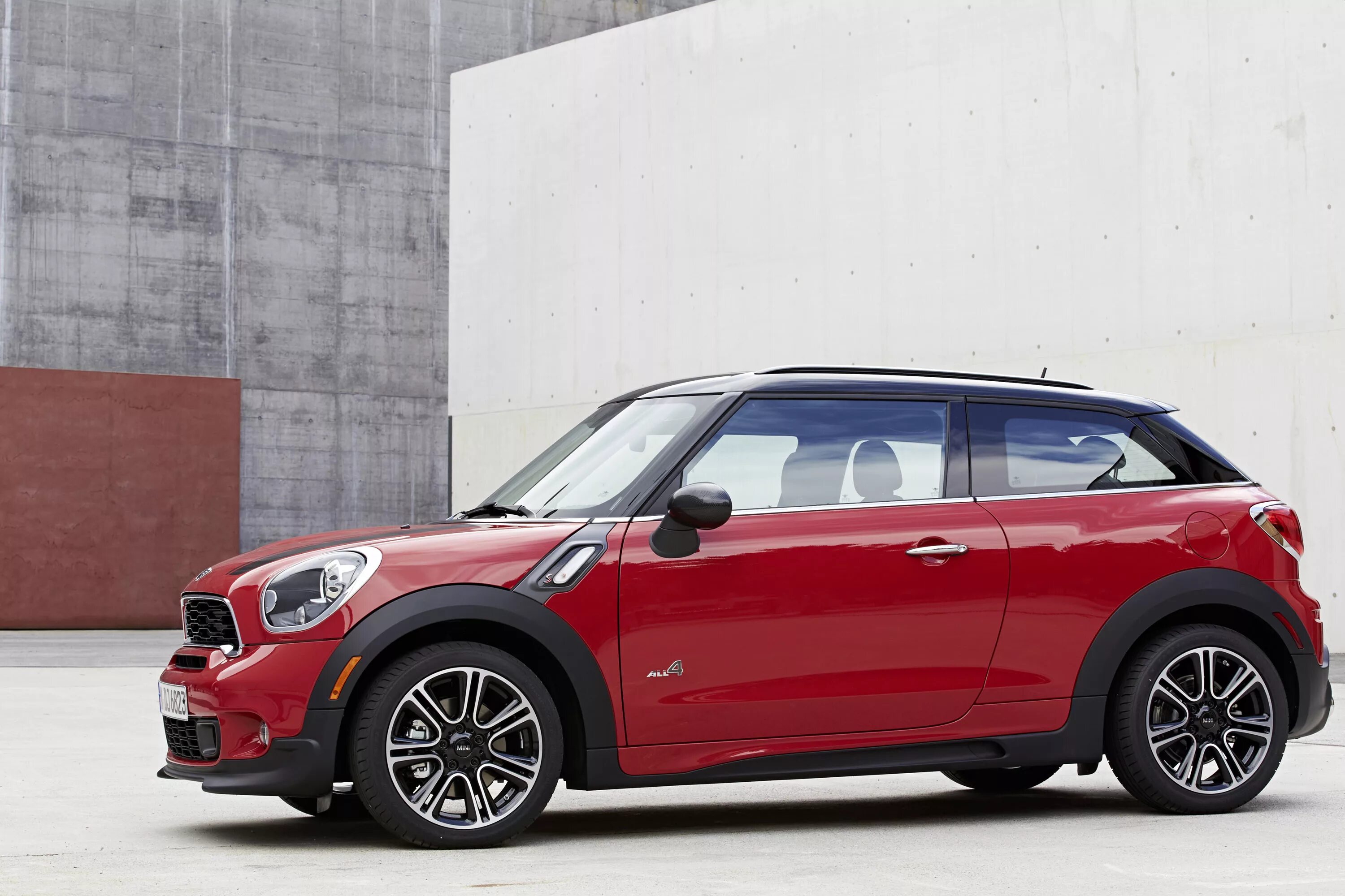 Мини купер стойка. Mini cooper paceman 2025. mini cooper s paceman. мини купер стейдж 3. мини купер 4 двери.