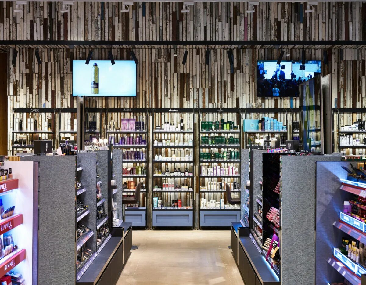 Золотое яблоко галерея спб. Товары интернет яблоко магазин. Товары интернет яблоко магазин. Золотое яблоко саратов зарубина 167. Яблочный магазин.