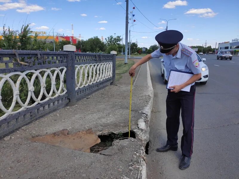 Функции дорожного надзора. Дорожный надзор. Госавтоинспектор дорожного надзора. Дорожный надзор ГИБДД. День дорожного надзора ГАИ.