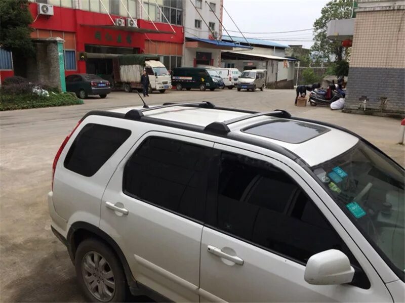 Крыша honda cr v. Honda cr-v 2001-2006 поперечины. Рейлинги на honda crv 3. Honda cr-v 1 люк на крышу. Крыша honda cr v.