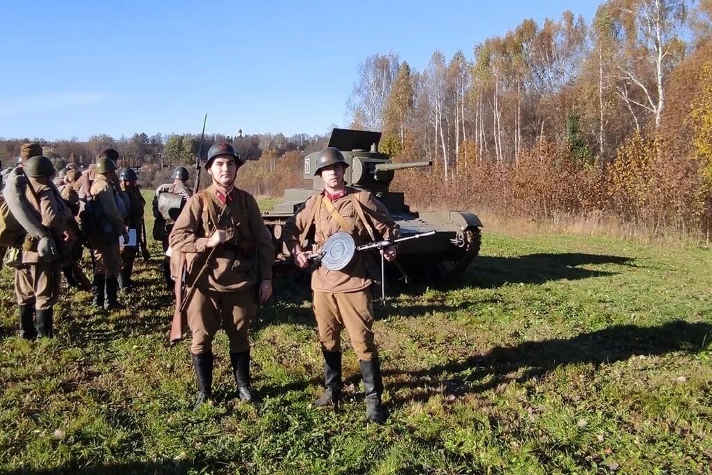 Военно историческое фото. Военно-исторический фестиваль Москва за нами 1941 год. Военно-исторический фестиваль «Москва за нами. 1941» В городе Бородино. Историческая реконструкция Бородино 2021. Военно-историческая реконструкция битвы за Москву Бородино.