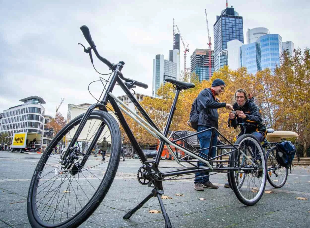 Выкаченный велосипед. Convercycle велосипед. Необычные грузовые велосипеды. Самые необычные велосипеды. Интересные рамы для велосипеда.