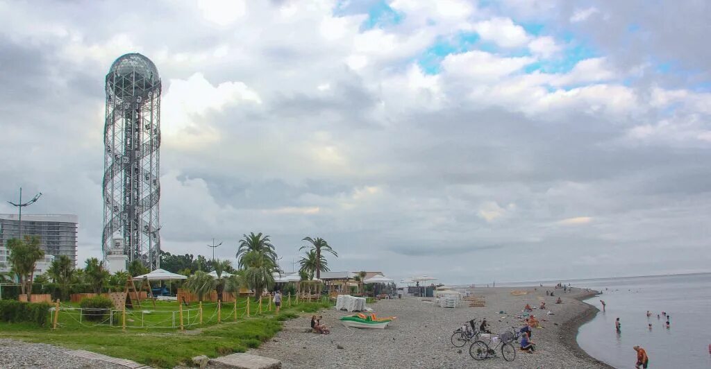 Пляж батуми фото What to do in Batumi on Georgia's Black Sea Coast