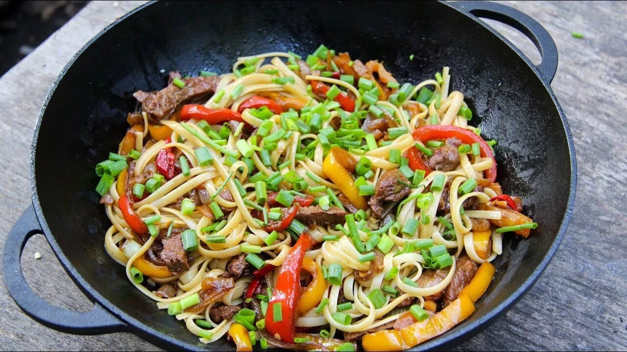 Паста с курицей и овощами - рецепт с фото CookJournal