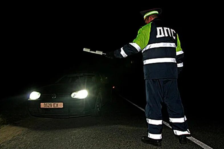 Штраф за светодиодные лампы в фарах. Штраф за лед фары. Штраф за ксенон. Штраф за лед лампы. Q5 led лампы.