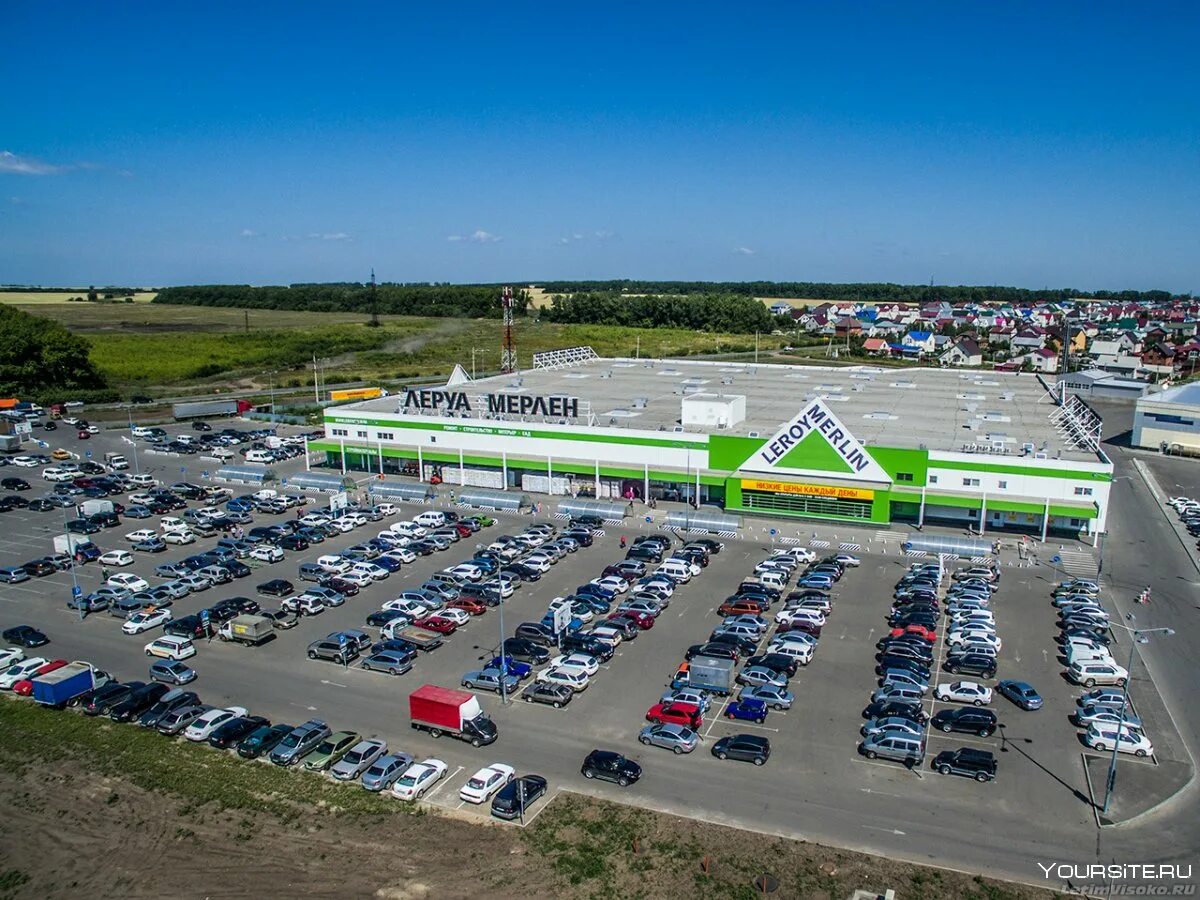 Леруа Мерлен Барнаул. Парковка Леруа Мерлен Тольятти. Гипермаркет Леруа Мерлен. Леруа Мерлен парковка Иркутск. Француз леруа