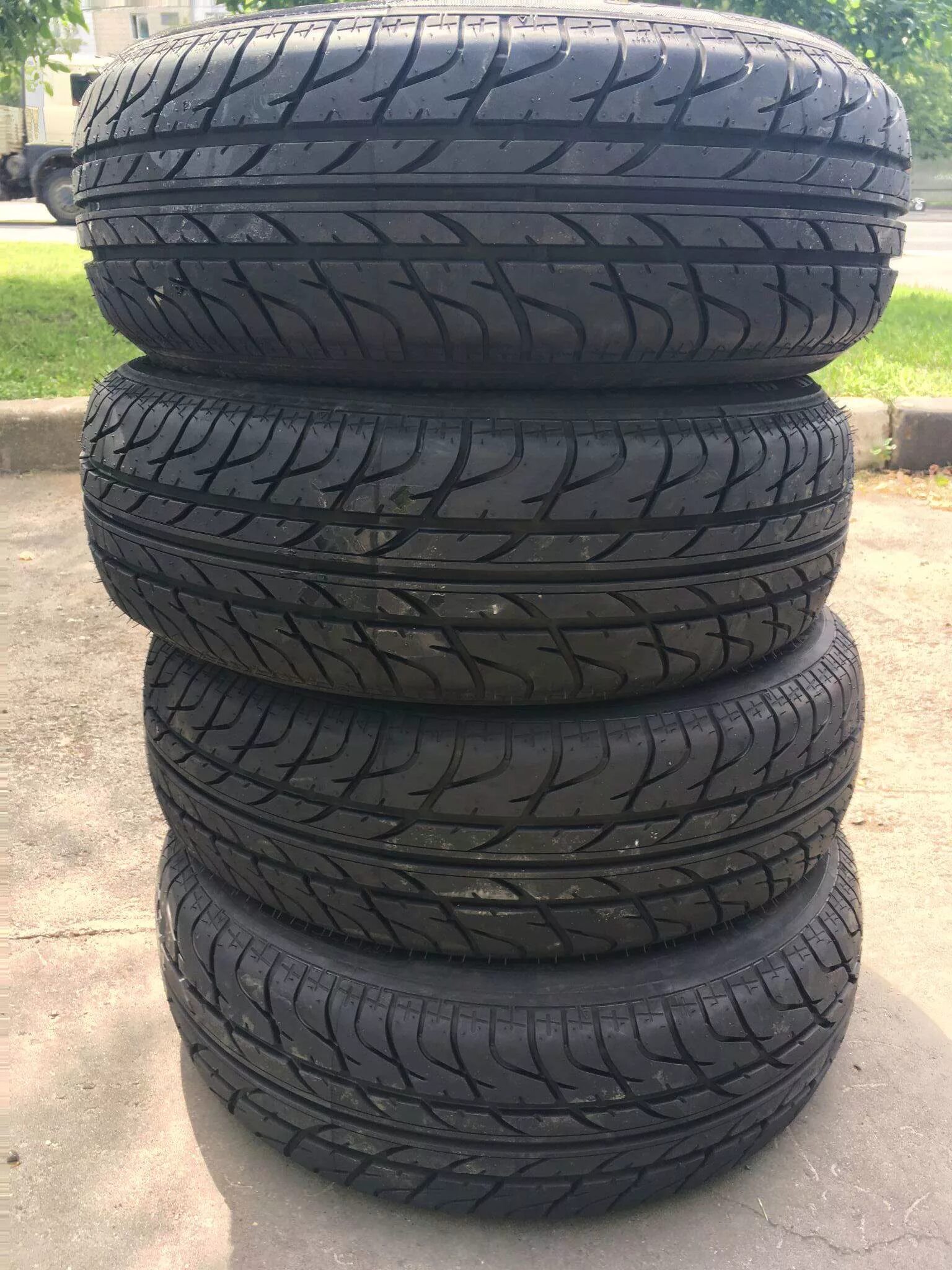 Резина тигар перфоманс р15 205 65. Tigar 195 65 r15. Tigar high performance 195/65 r15. Шины tigar ice 195/55 r15 t xl. Tiger high performance 195/50 r15.