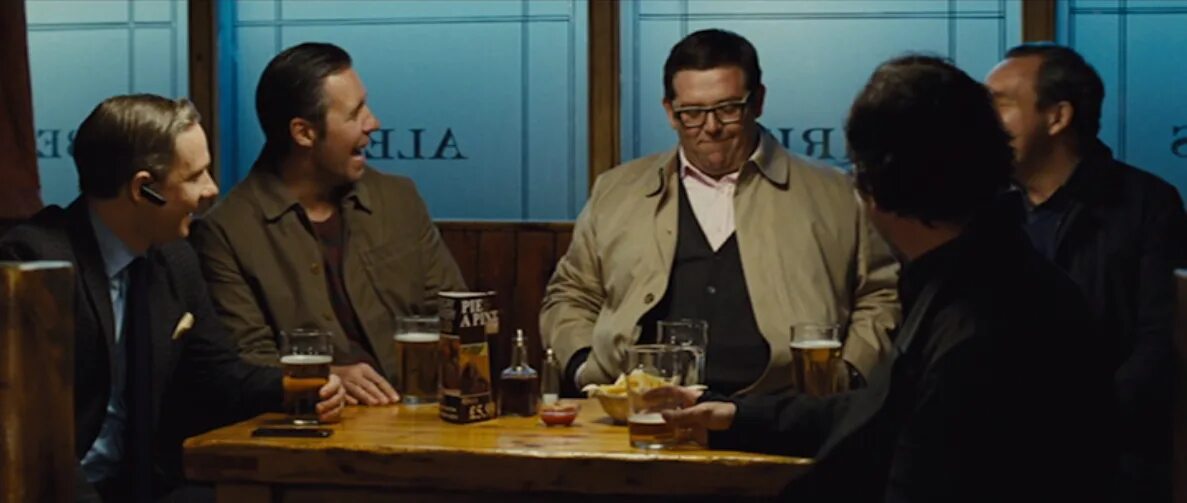 Армагеддец фильм. Приятель 2010. Приятель проходить. Приятель проходить. Росс чендлер и джо.